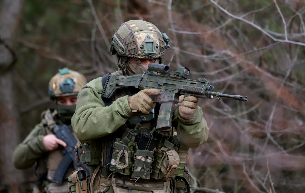 'Це був шок': Україна тихо розпустила Інтернаціональний легіон, - Le Monde