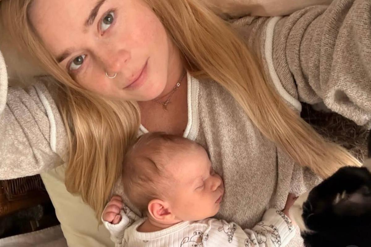 'Такі милі': 40-річна українська співачка зворушила мережу новими фото з сином