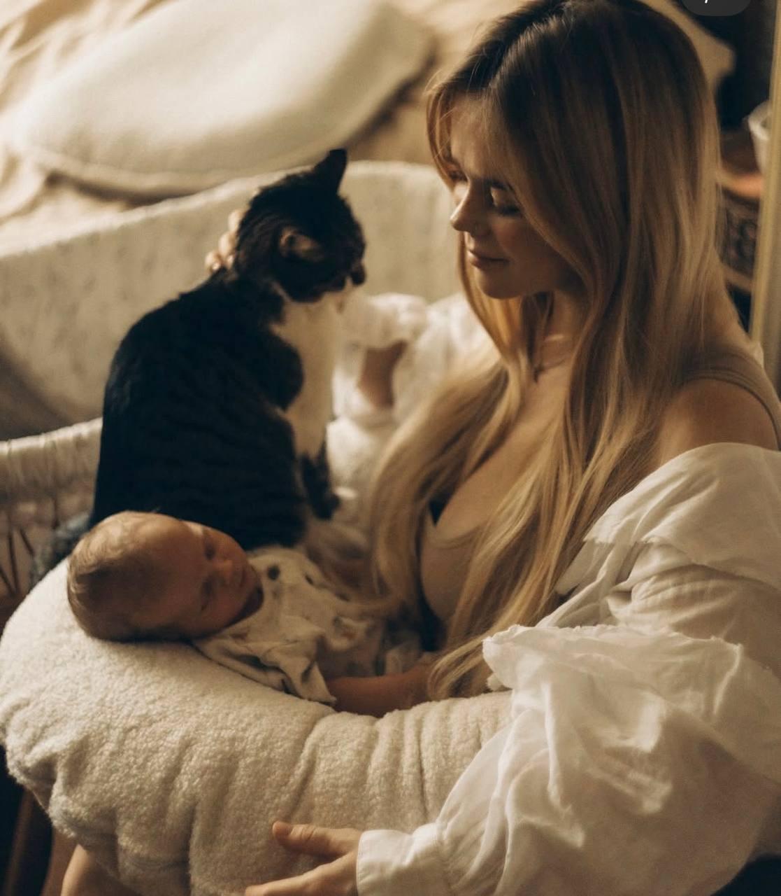 'Такі милі': 40-річна українська співачка зворушила мережу новими фото з сином