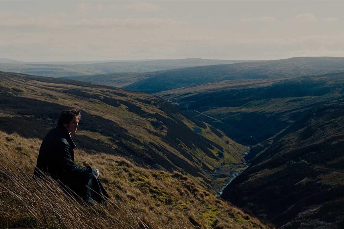 'Буремний перевал': огляд провокативної екранізації класики з Марго Роббі та Джейкобом Елорді