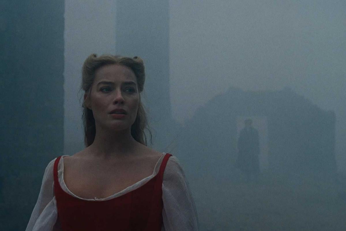 'Буремний перевал': огляд провокативної екранізації класики з Марго Роббі та Джейкобом Елорді