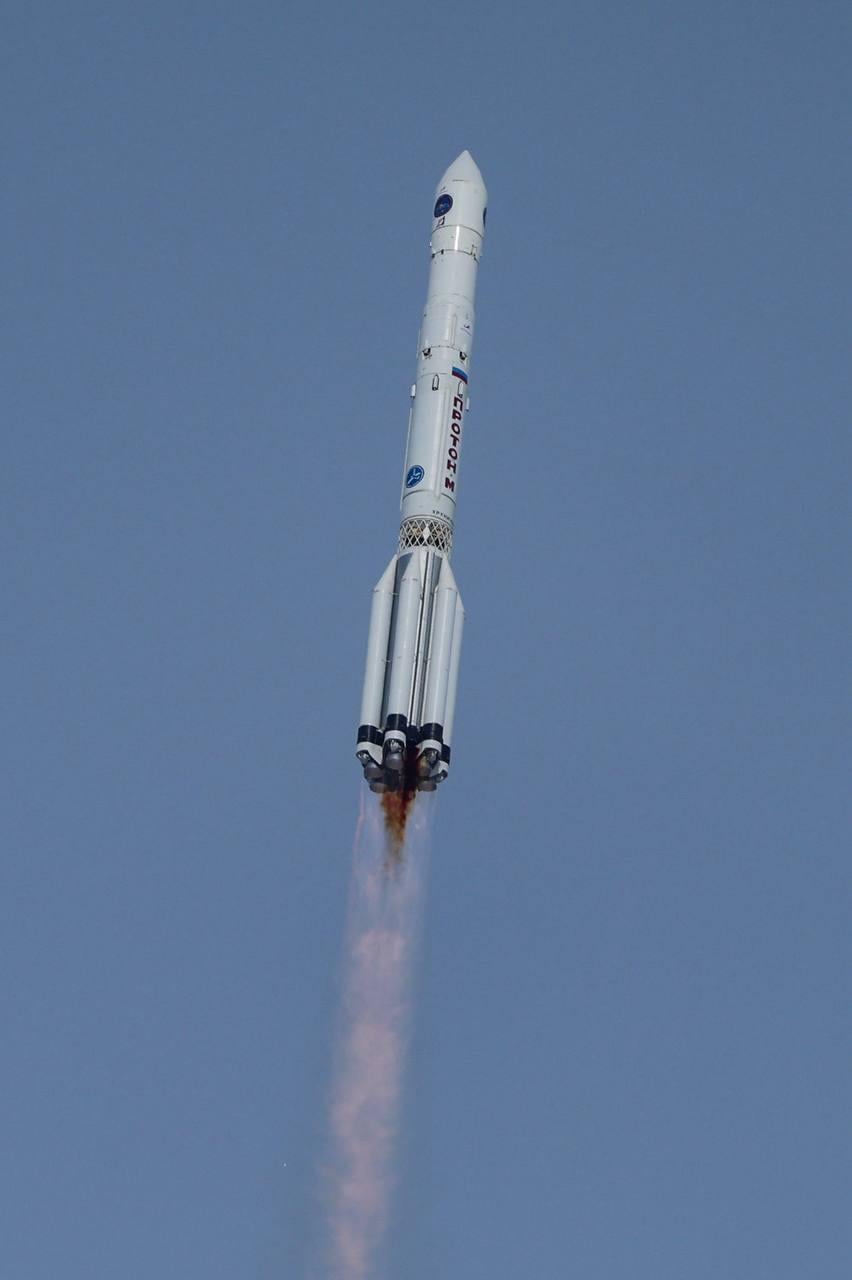 Росія вперше за майже три роки запустила важку ракету 'Протон-М' (фото)