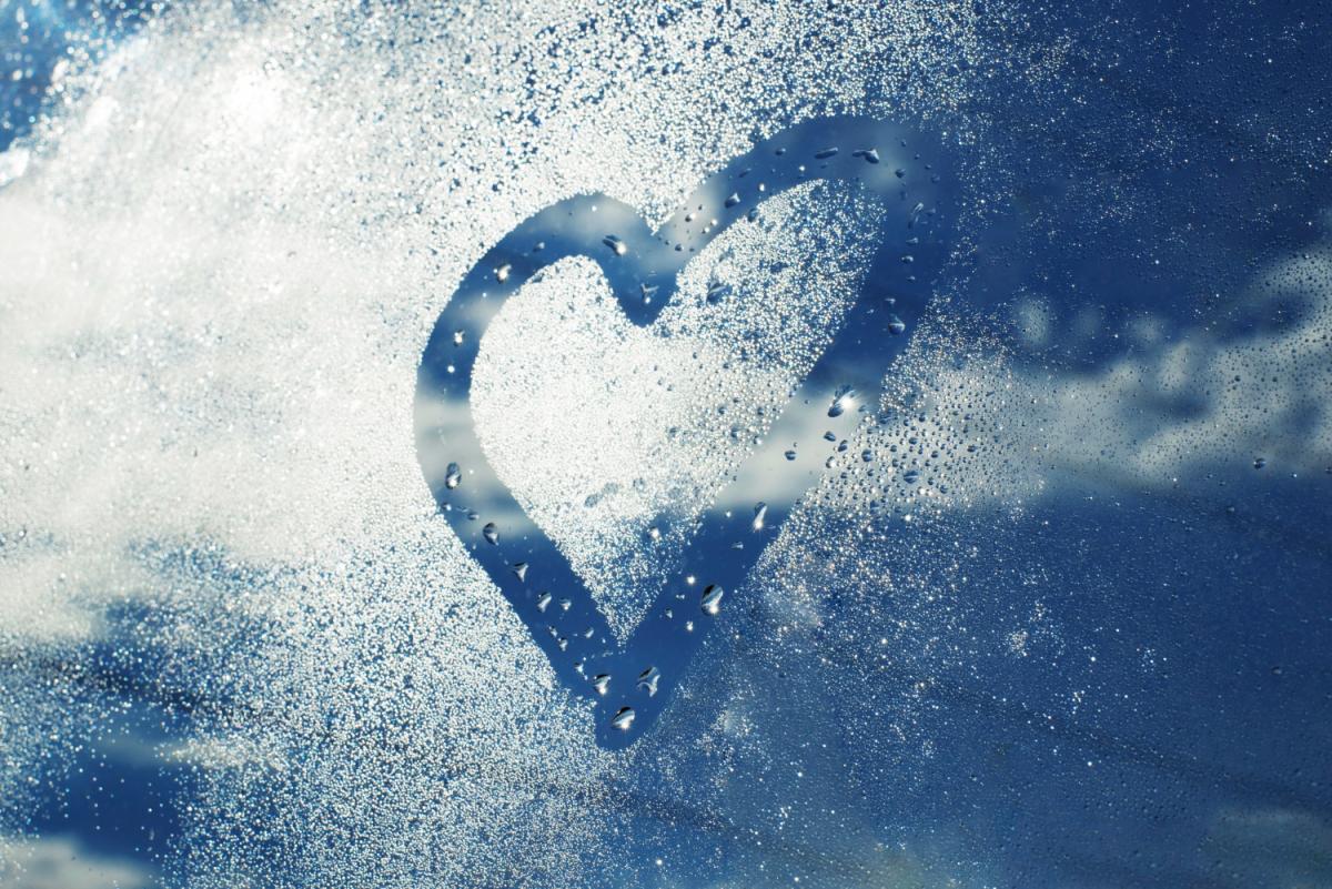 27 березня в Україні стане ще тепліше, але частину країни накриють дощі