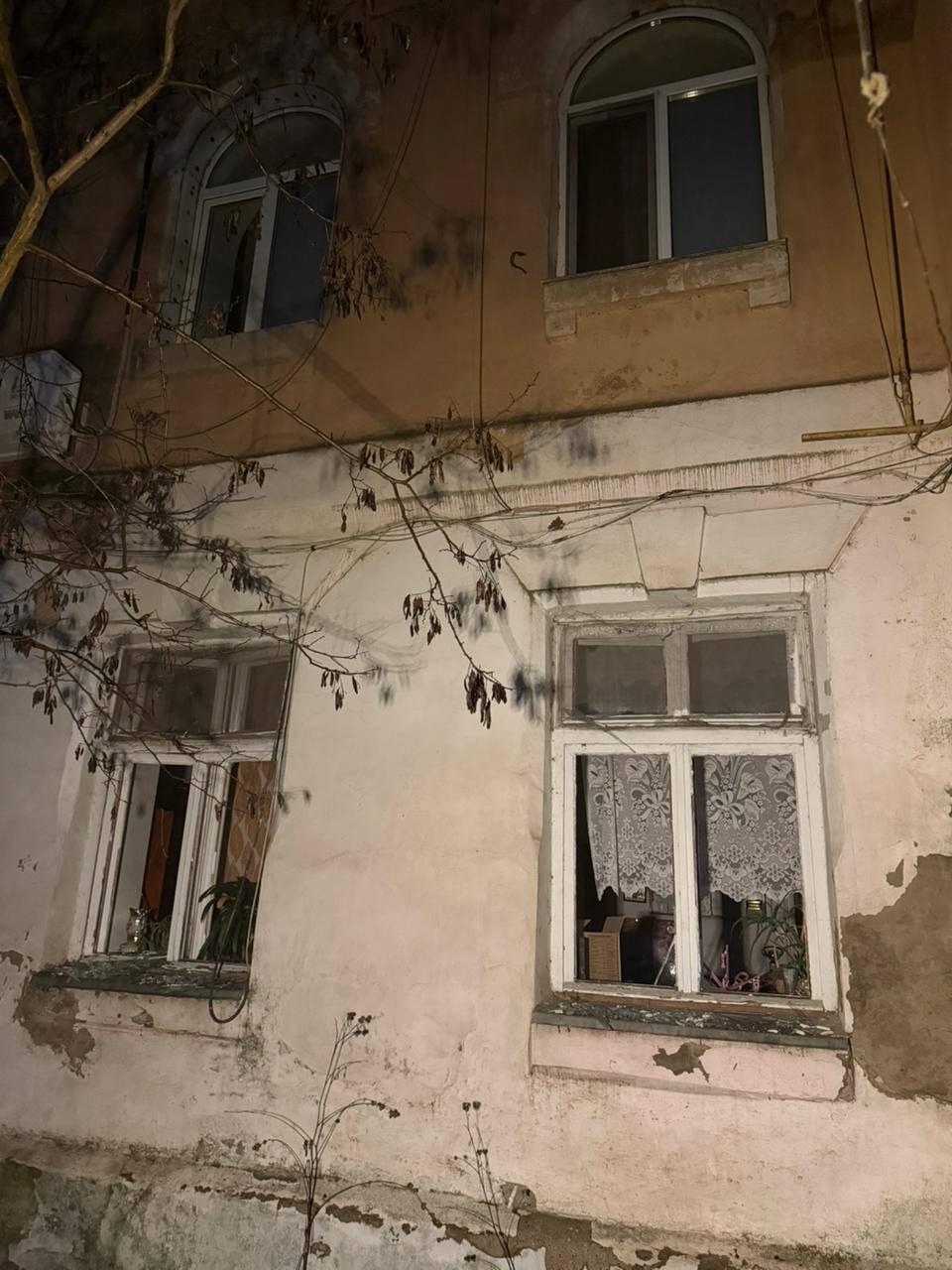 Росія масовано атакувала Одесу: на залізниці спалахнула масштабна пожежа, є руйнування