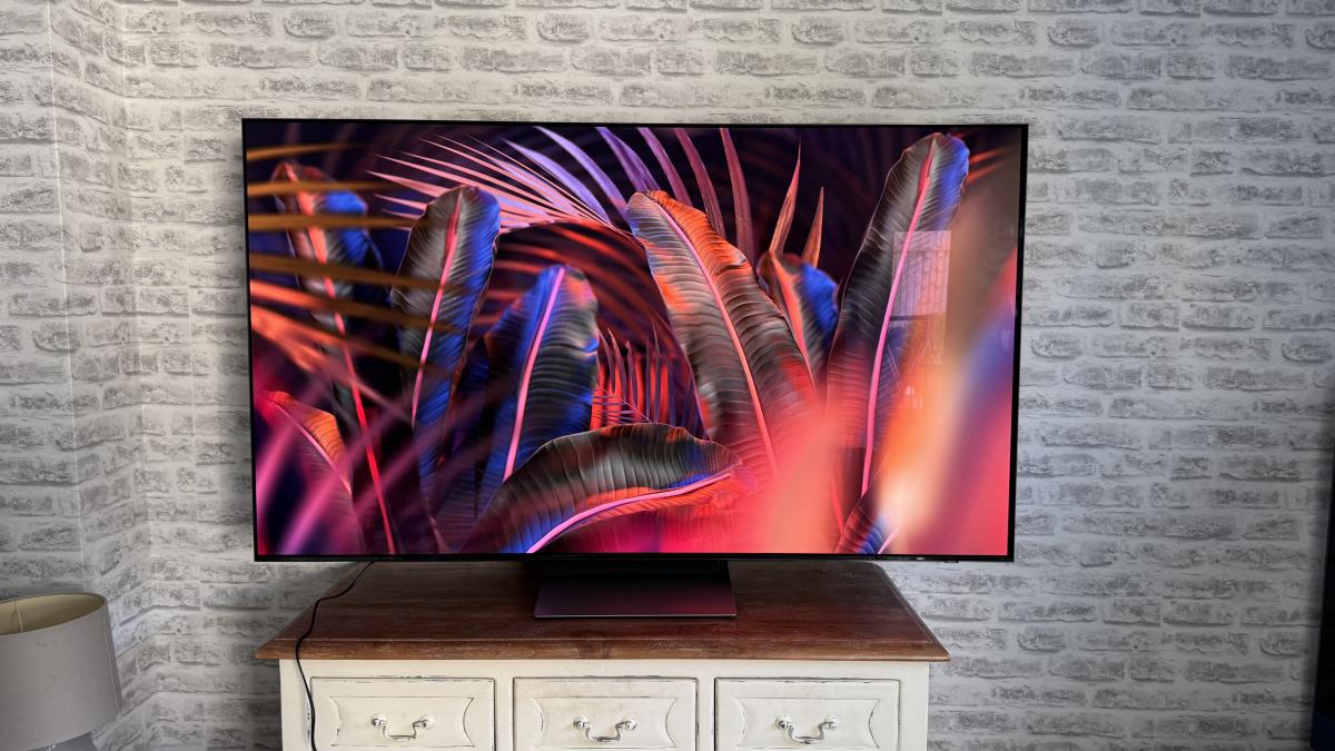 Дешеві та дорогі OLED-телевізори: чи є реальна різниця Дешеві та дорогі OLED-телевізори: чи є реальна різниця