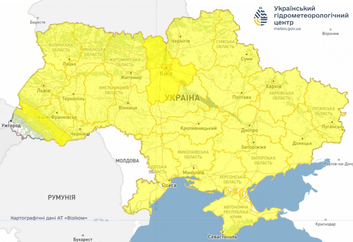 В Україні оголосили жовту небезпеку: негода вдарить вже вночі (карта)