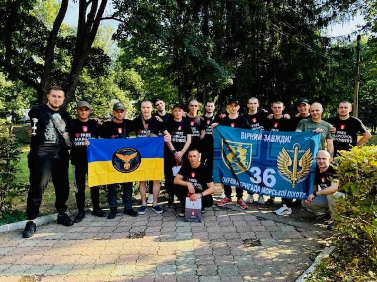 Рінат Ахметов за 4 роки спрямував на підтримку оборонців Маріуполя 2,2 мільярда гривень Рінат Ахметов за 4 роки спрямував на підтримку оборонців Маріуполя 2,2 мільярда гривень