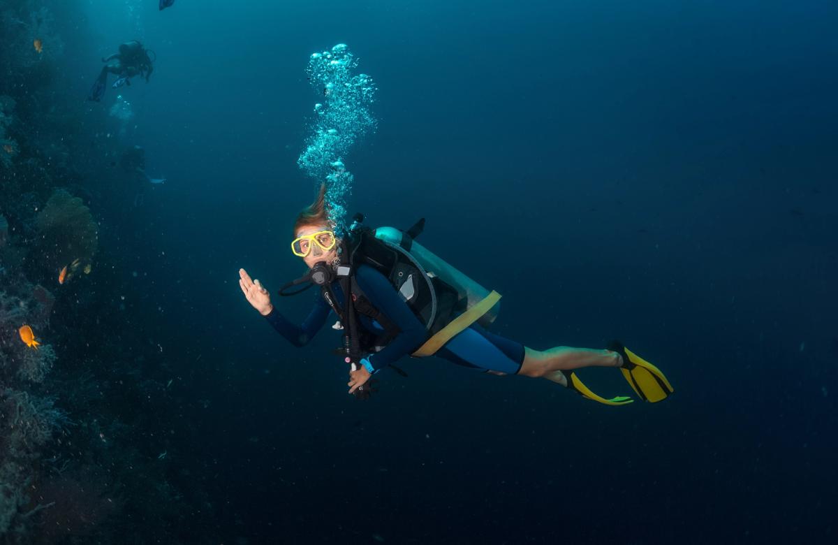 Біля Японії дайвери виявили крихітних тварин з щупальцями навколо рота (фото)