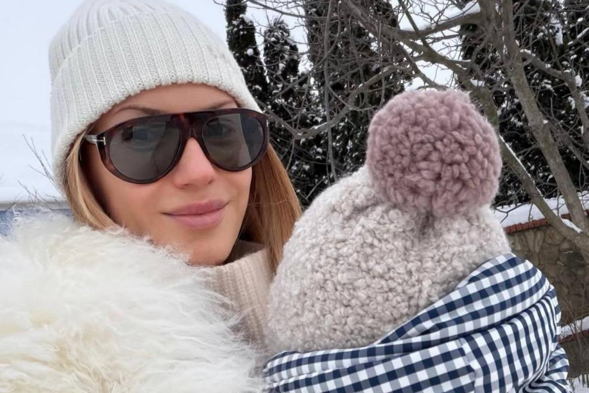 Нікітюк замилувала мережу новими фото 8-місячного сина