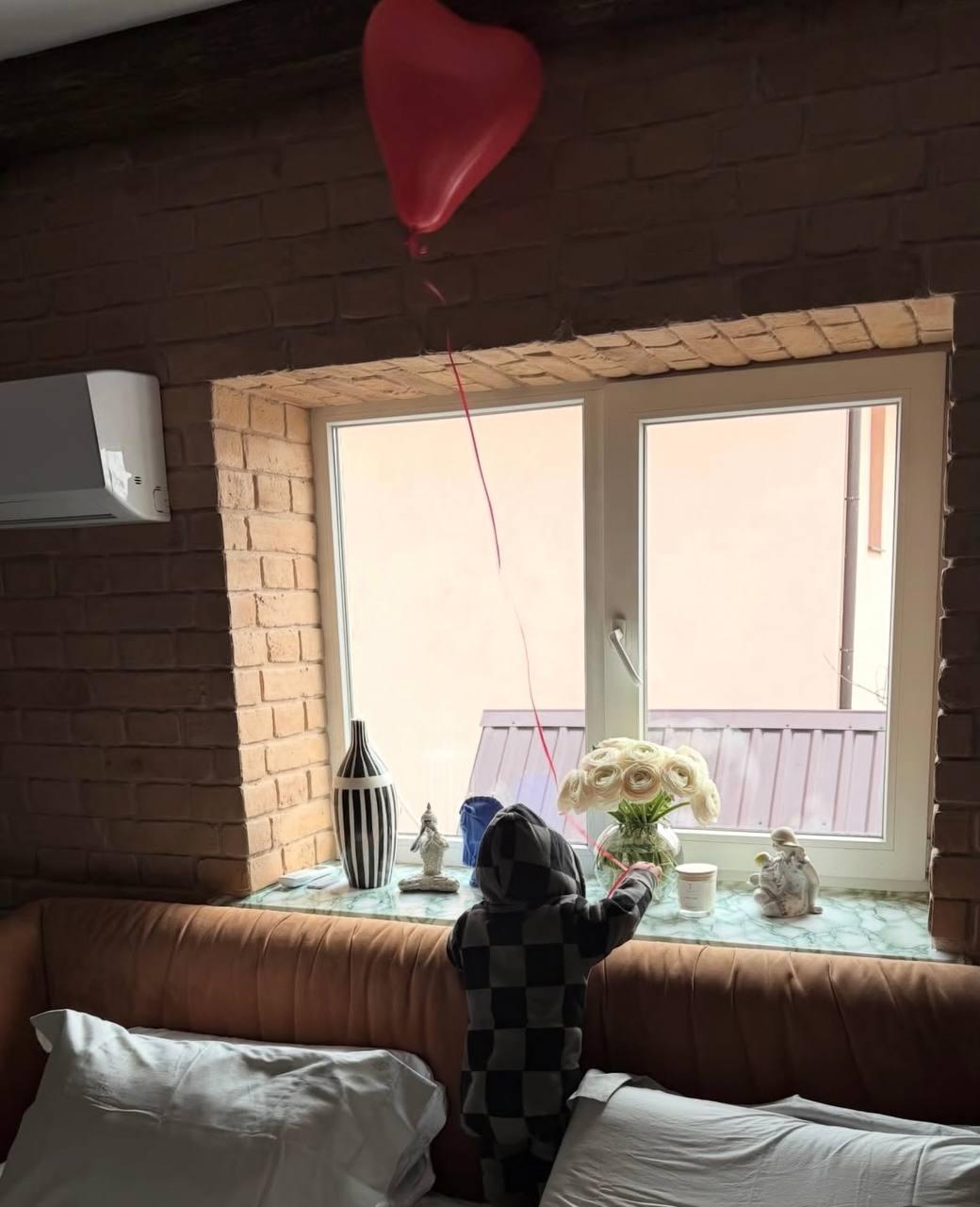 Нікітюк замилувала мережу новими фото 8-місячного сина