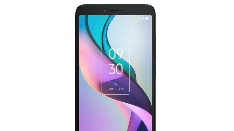 Їх небагато, але вони є: 5 нових Android-смартфонів зі знімними батареями