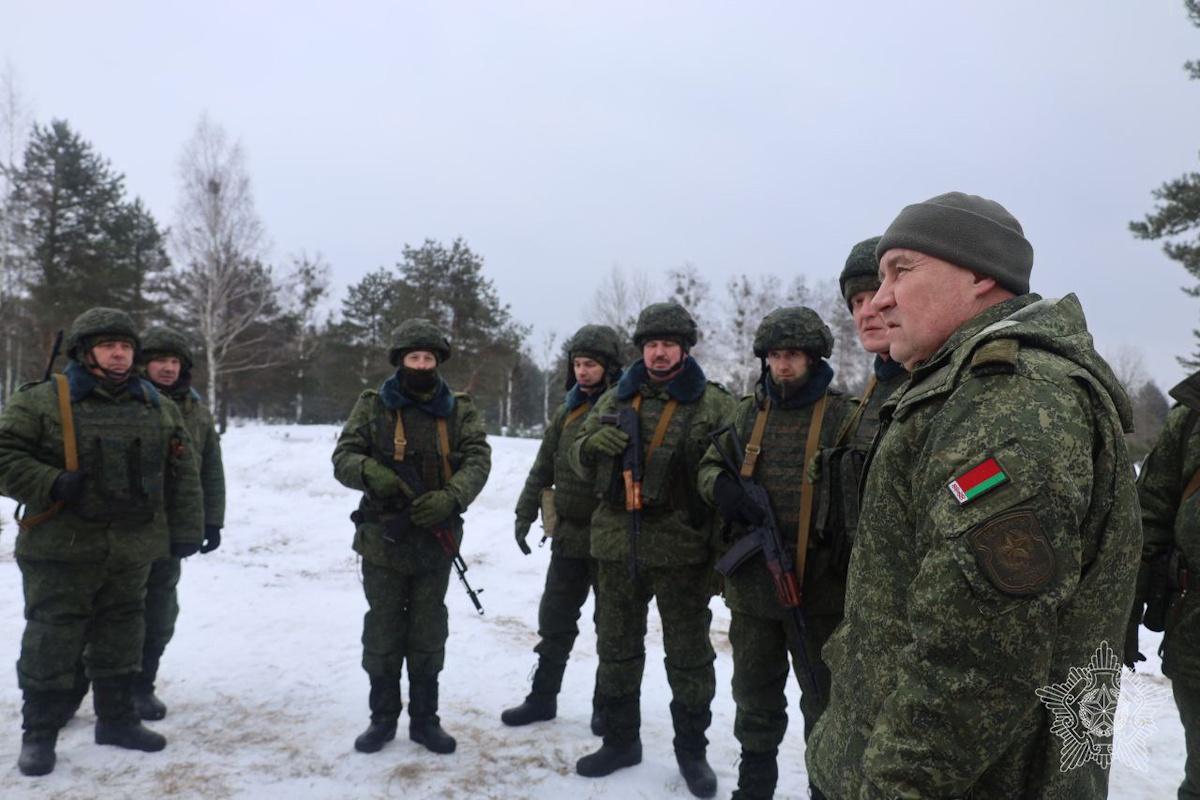 У Білорусі паніка: чоловіків масово 'гребуть' нібито на військові збори, – ЗМІ