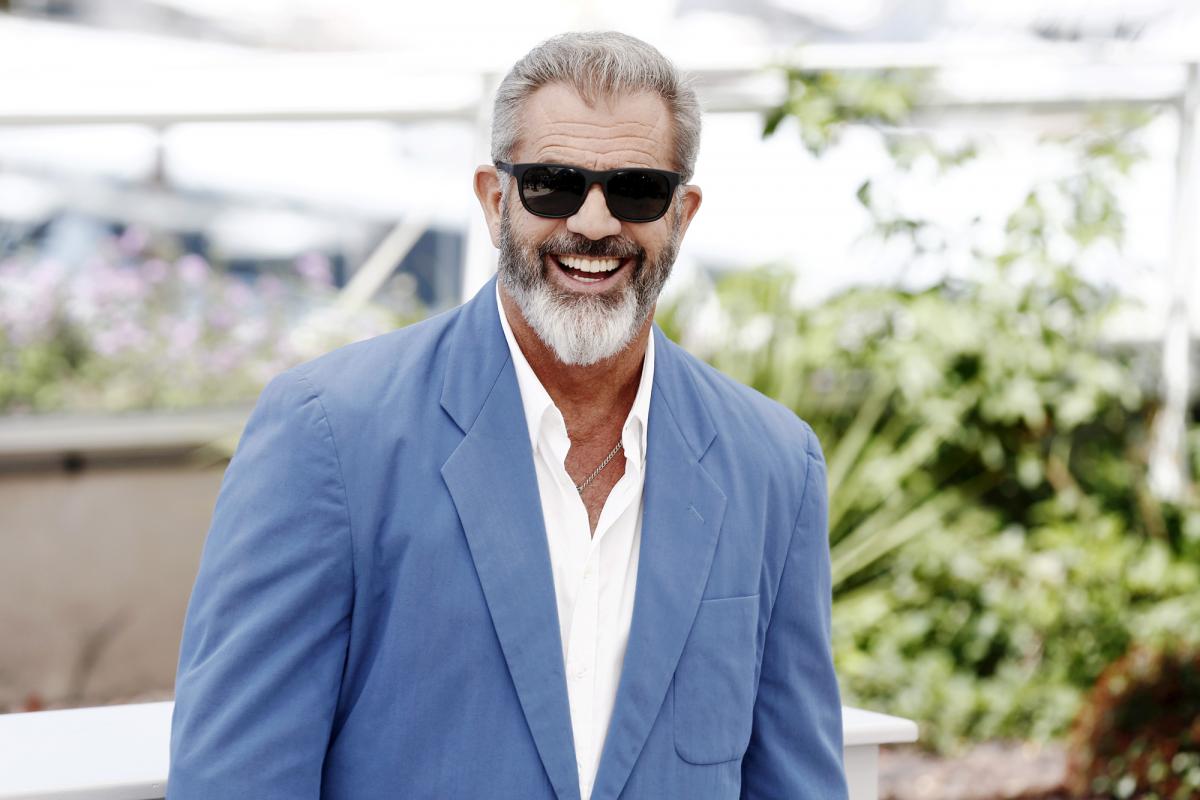 Мел Гібсон знову самотній і активно шукає нову жінку, - ЗМІ Мел Гібсон знову самотній і активно шукає нову жінку, - ЗМІ