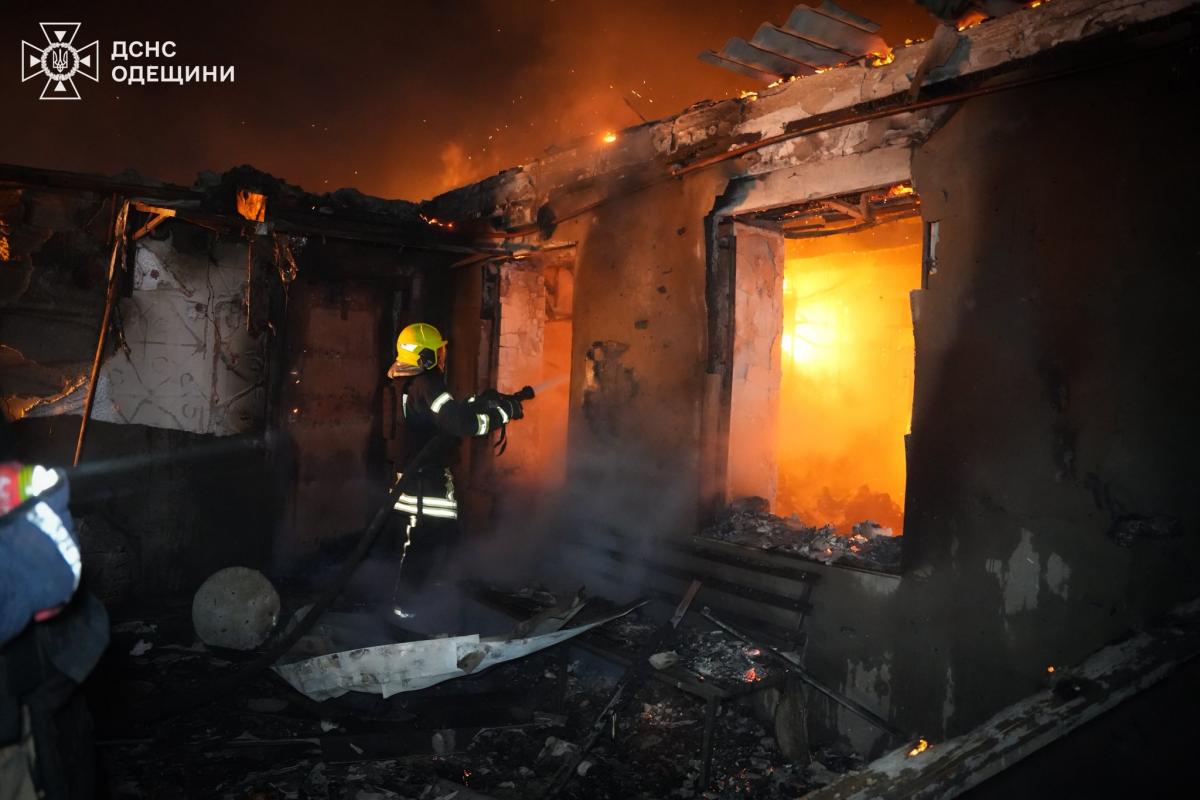 РФ атаковала энергетические объекты и жилой сектор Одессы: есть разрушения и пострадавшие РФ атаковала энергетические объекты и жилой сектор Одессы: есть разрушения и пострадавшие