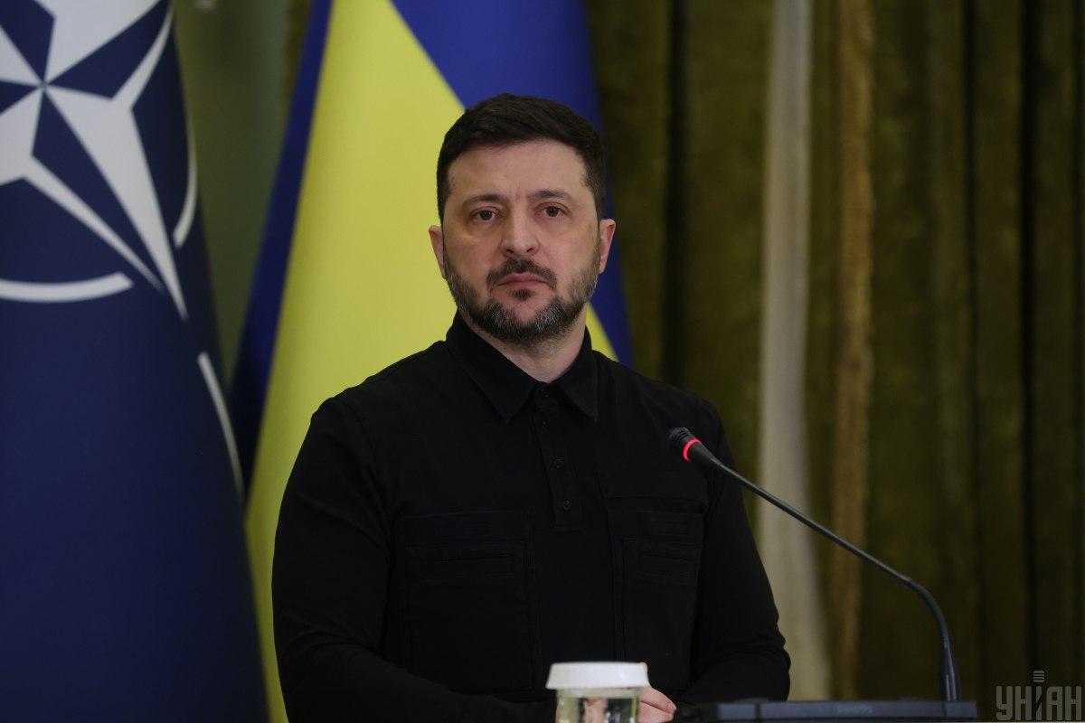 'Не хочешь, но должен': Зеленский признал, что делает много ошибок 'Не хочешь, но должен': Зеленский признал, что делает много ошибок
