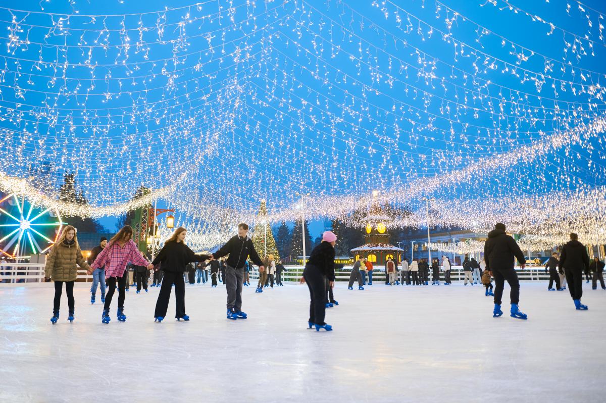 Двадцять локацій і понад мільйон відвідувачів: як 'Зимова країна' дарувала тепло та світло українцям