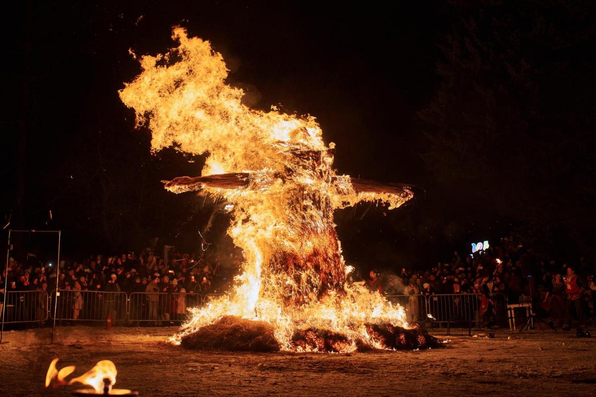 Двадцять локацій і понад мільйон відвідувачів: як 'Зимова країна' дарувала тепло та світло українцям