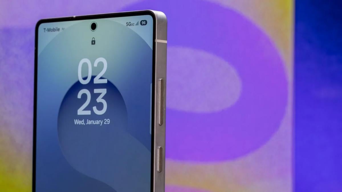 Опять разочарование: раскрыта емкость аккумуляторов всех моделей Samsung S26 Опять разочарование: раскрыта емкость аккумуляторов всех моделей Samsung S26