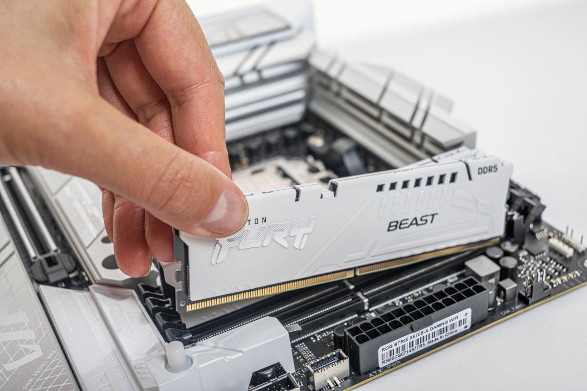 Скільки оперативної пам'яті потрібно в 2026 році: оптимальний обсяг для Windows і Mac