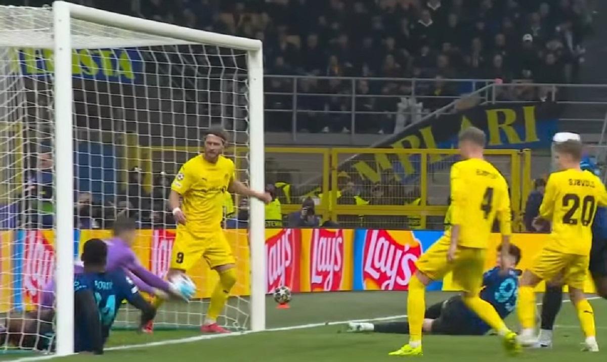 Дебютант Лиги чемпионов сенсационно выбил из турнира прошлогоднего финалиста Дебютант Лиги чемпионов сенсационно выбил из турнира прошлогоднего финалиста