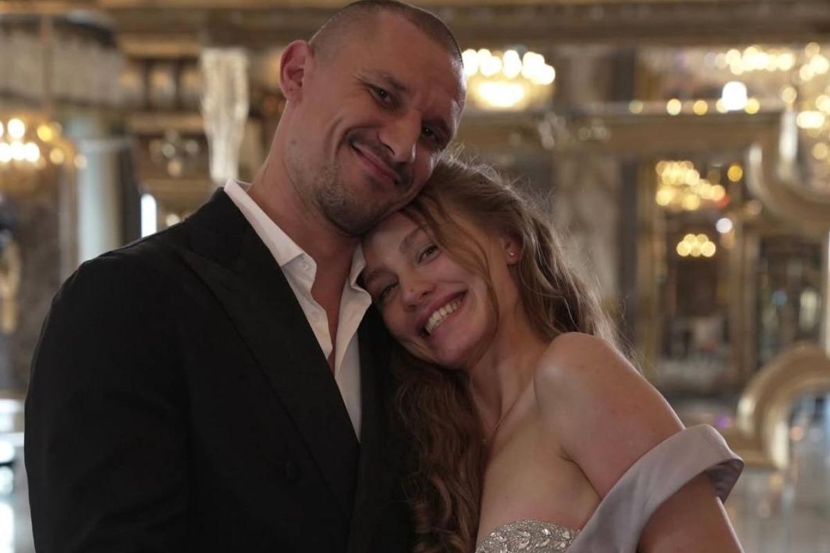 Победительница 'Холостяка-14' призналась, общается ли она с Цымбалюком после расставания Победительница 'Холостяка-14' призналась, общается ли она с Цымбалюком после расставания