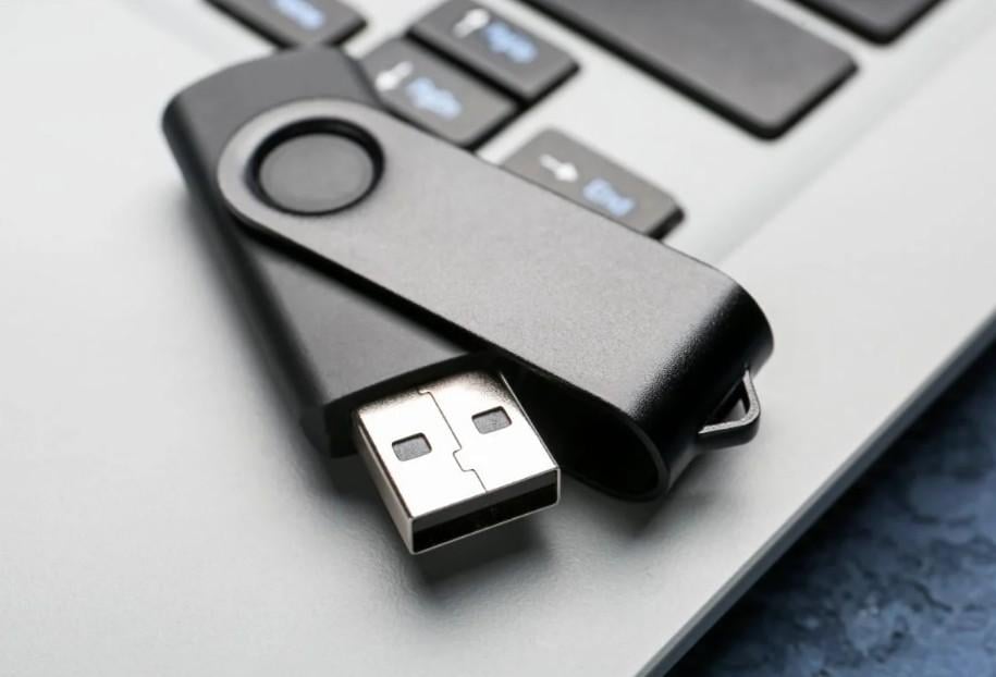 USB-флешки відходять у минуле: чому у 2026 році вони стали майже непотрібними