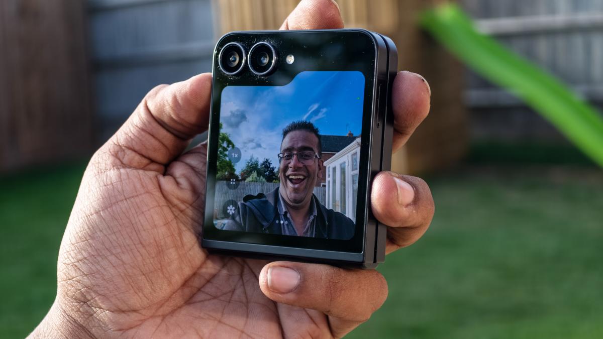 Авторитетные обозреватели назвали 6 смартфонов с лучшей камерой в 2026 году Авторитетные обозреватели назвали 6 смартфонов с лучшей камерой в 2026 году