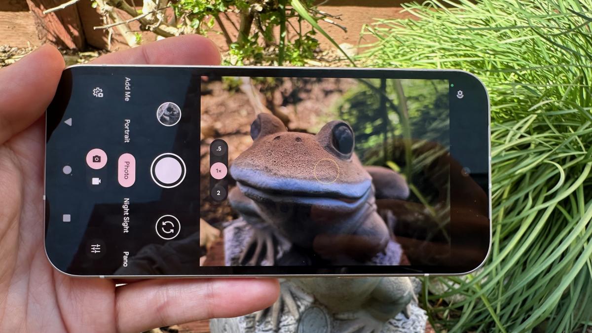 Авторитетные обозреватели назвали 6 смартфонов с лучшей камерой в 2026 году Авторитетные обозреватели назвали 6 смартфонов с лучшей камерой в 2026 году