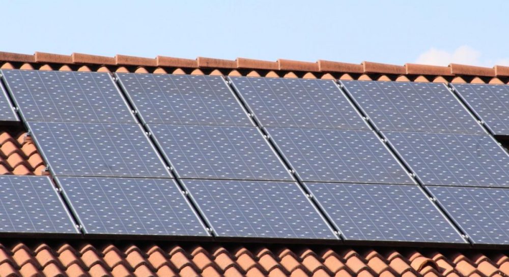 Об этом не говорят перед установкой солнечных панелей: домовладелец о личном опыте Kép