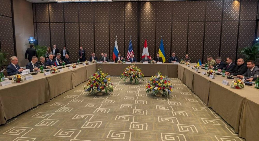 Политические переговоры в Женеве зашли в тупик, - журналист Axios Kép