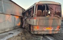 Россияне ударили дроном по служебному автобусу под Павлоградом: погибли 16 человек