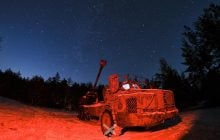 Секретне правило: чому військові вночі вмикають лише червоне світло