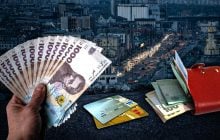 Украинцы переходят на наличные: почему растет кэш и стоит ли держать все средства "под подушкой"
