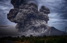 Вулкан, що вбив тисячі людей у 1980-х, знову прокидається, - вчені