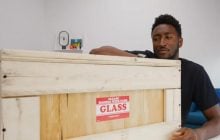 Оригинальный iPhone включили впервые после почти 20 лет в коробке (видео)