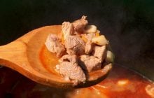 Эти три ошибки все портят: как приготовить гуляш из говядины как в СССР