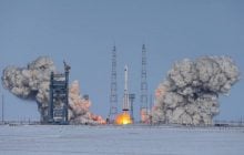 Россия впервые за почти три года запустила тяжелую ракету "Протон-М" (фото)