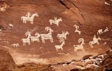 Хлопець вигулював собаку, а знайшов таємну печеру з малюнками віком 17 тисяч років