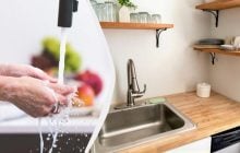 Сантехнік показав, як прочистити злив без вантуза і "хімії": вода "зникне" за 5 хвилин