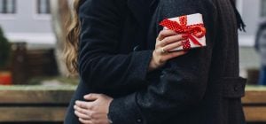 Що подарувати на 14 лютого чоловікові: 12 ідей, якщо шкарпетки вже були