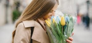 Що подарувати на 8 Березня: 20+ ідей подарунків, які дійсно порадують