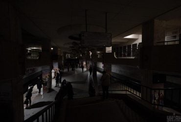 Нормальне життя зникло: як українці виживають щодня без світла і тепла в морози