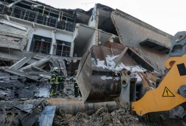 Дарницька ТЕЦ Києва зупинена: масштаби руйнувань показали на фото