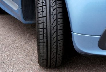 Можно ли ставить на автомобиль шины сразу двух брендов: что говорят специалисты