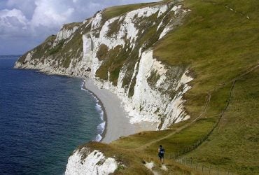 Негода зруйнувала частину унікального "динозаврячого узбережжя" в Англії