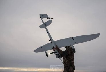 Захід має визнати, що ще не готовий до нової ери війни дронів проти дронів, - FT