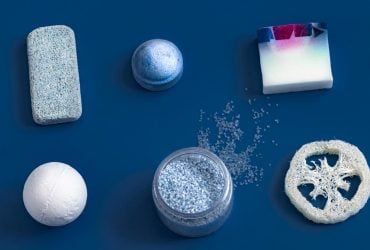 Убивает налет за минуты: как можно использовать таблетки от посудомойки