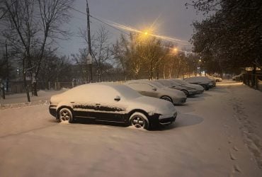 Морозы и снег посреди июля: метеорологи фиксируют рекордные температуры
