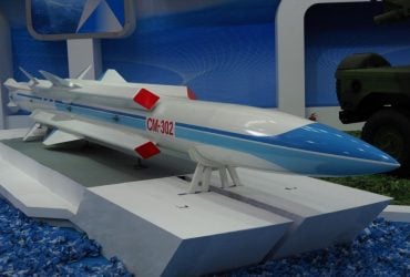 Чтобы уничтожить флот США, Иран пытается купить сверхзвуковые ракеты у Китая