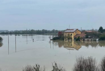 Руйнівні шторми охопили Середземномор'я, вчені кажуть - їх підсилює потепління океану